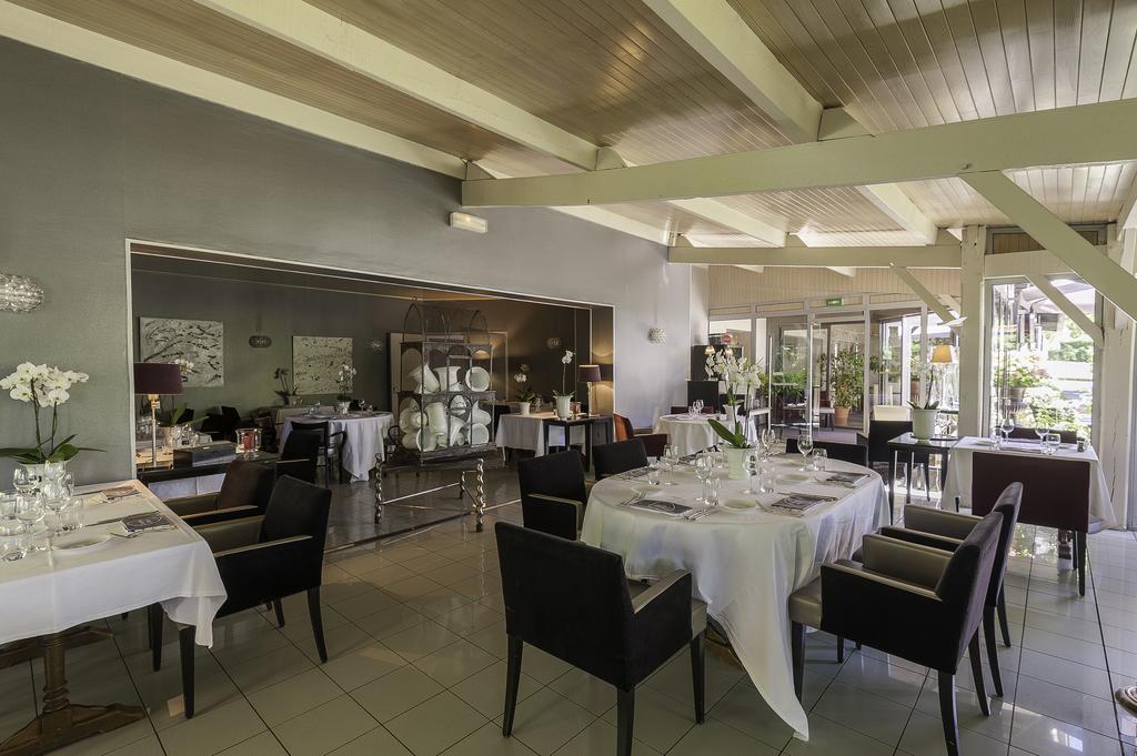 Logis Hotel - Restaurant Le Relais De Comodoliac Saint-Junien Exteriér fotografie