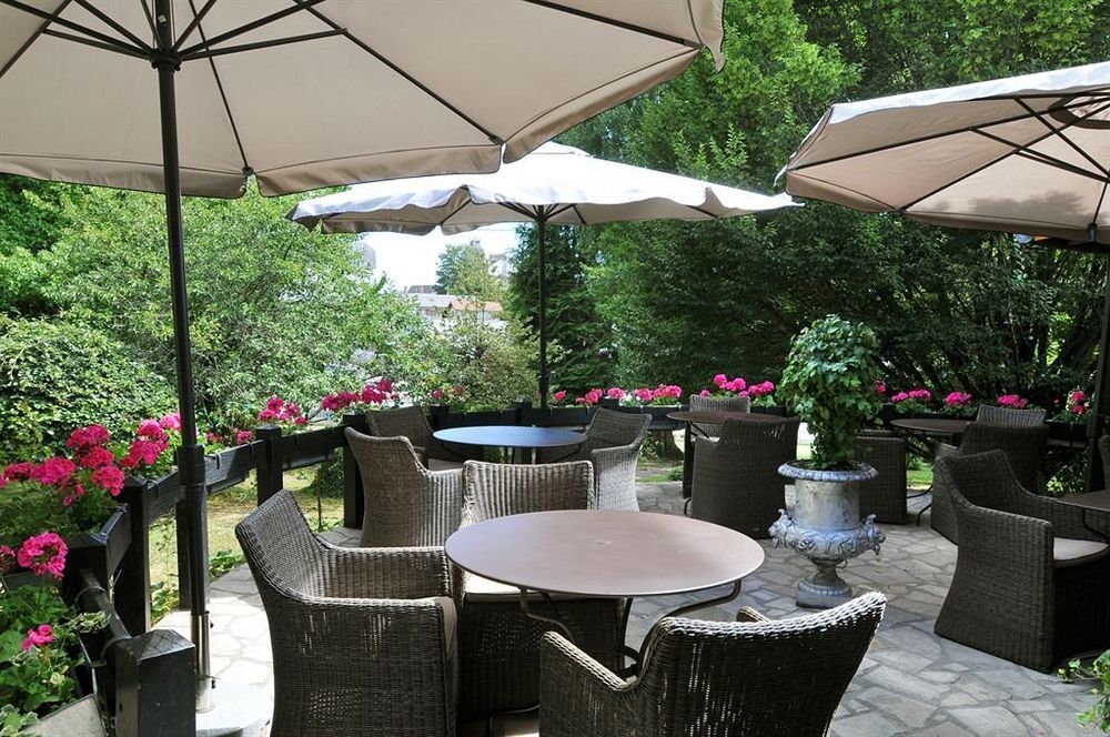 Logis Hotel - Restaurant Le Relais De Comodoliac Saint-Junien Exteriér fotografie